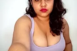 Bumblebeegirl from Stripchat