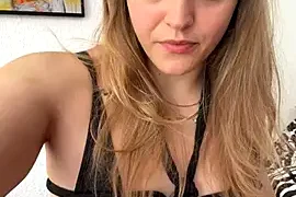 KinkyAmy6 from Stripchat