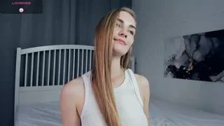 CrystalWillowv from Stripchat